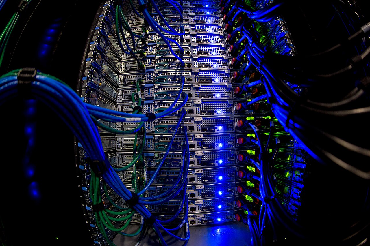 Hosting nedir, neleri barındırır? Web sitenizin çalıştığı yer